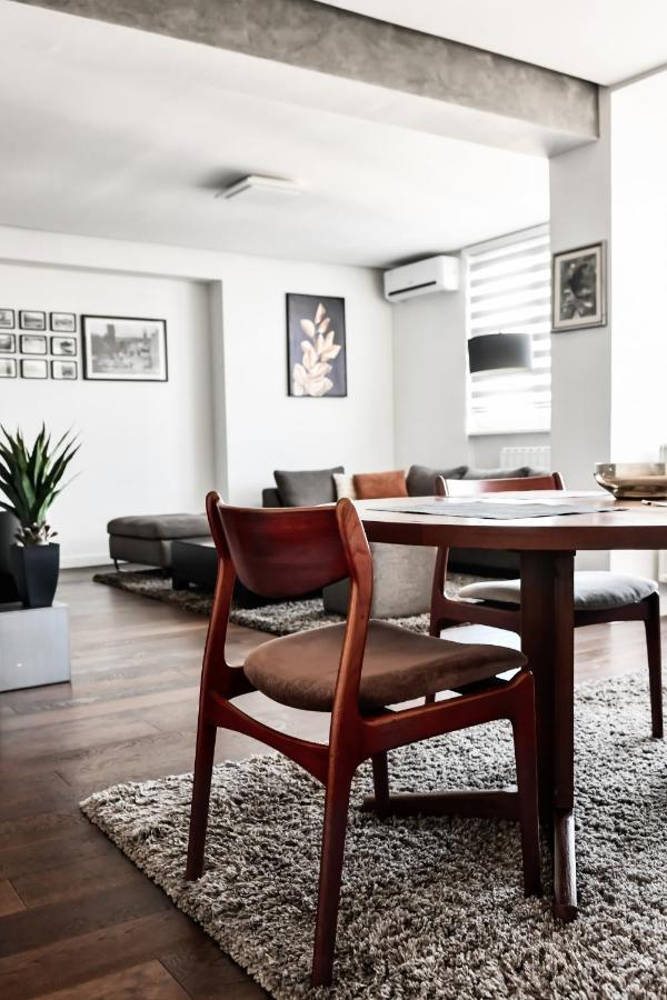 2 Bedroom Penthouse In City Center, Free Parking Сараево Экстерьер фото