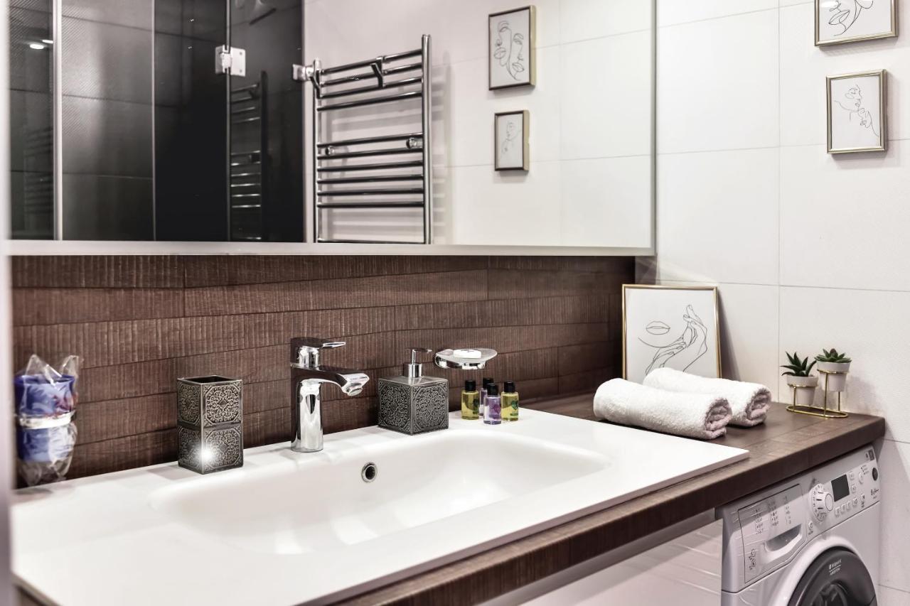 2 Bedroom Penthouse In City Center, Free Parking Сараево Экстерьер фото