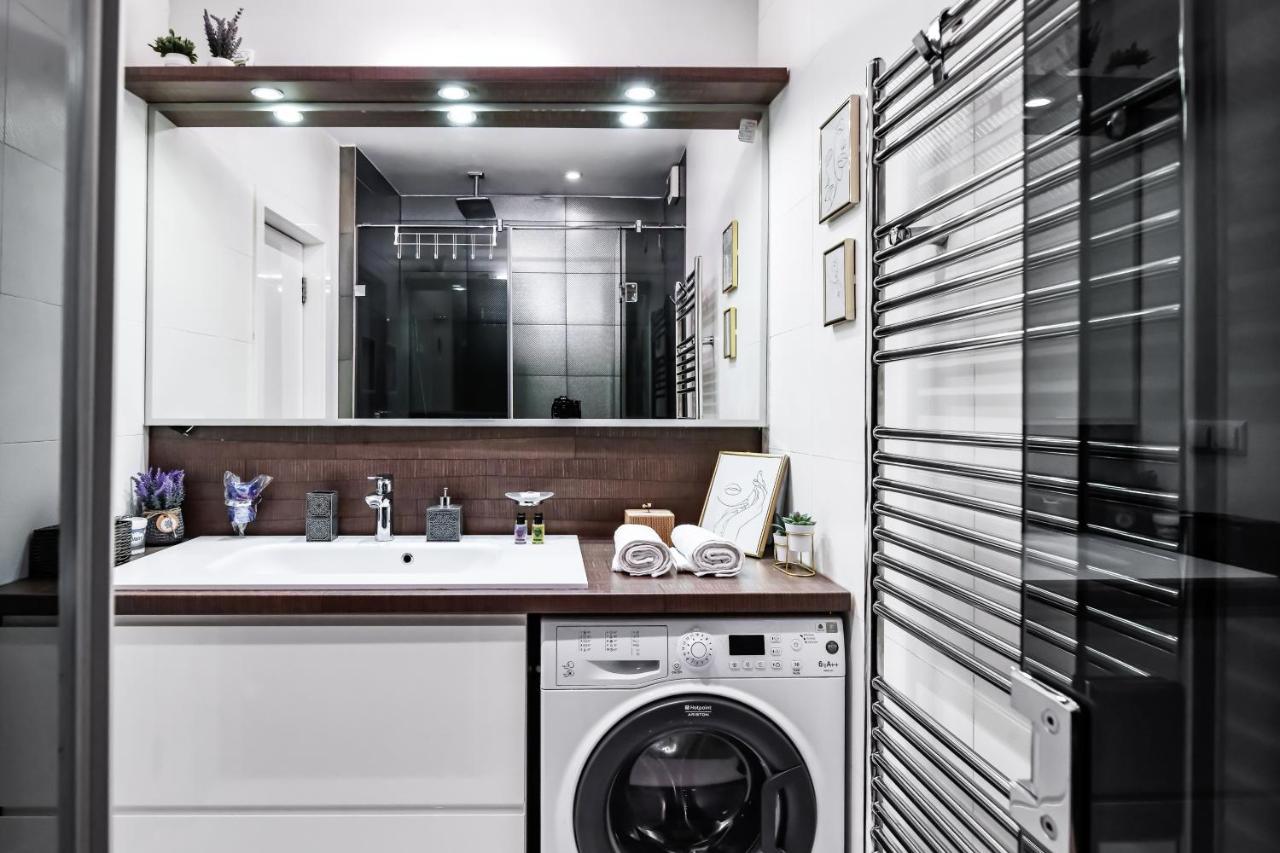 2 Bedroom Penthouse In City Center, Free Parking Сараево Экстерьер фото